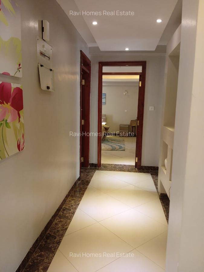 3 Bed Apartment with En Suite in Lavington - 5