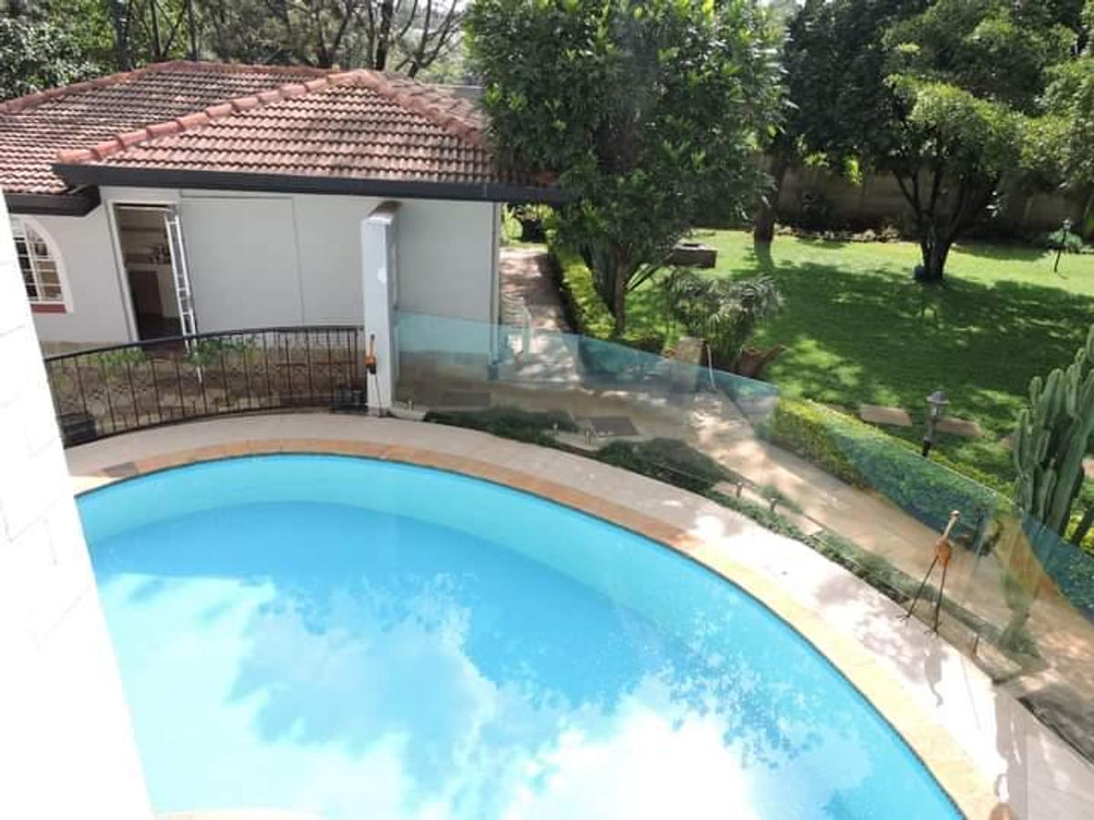 5 Bed Villa with En Suite in Nyari - 8