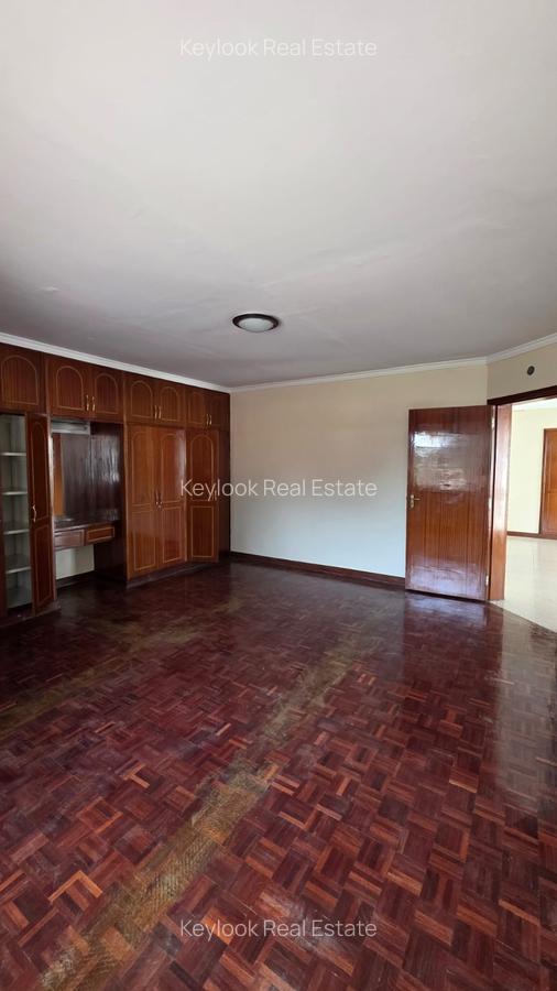 4 Bed Townhouse with En Suite at Kyuna - 9