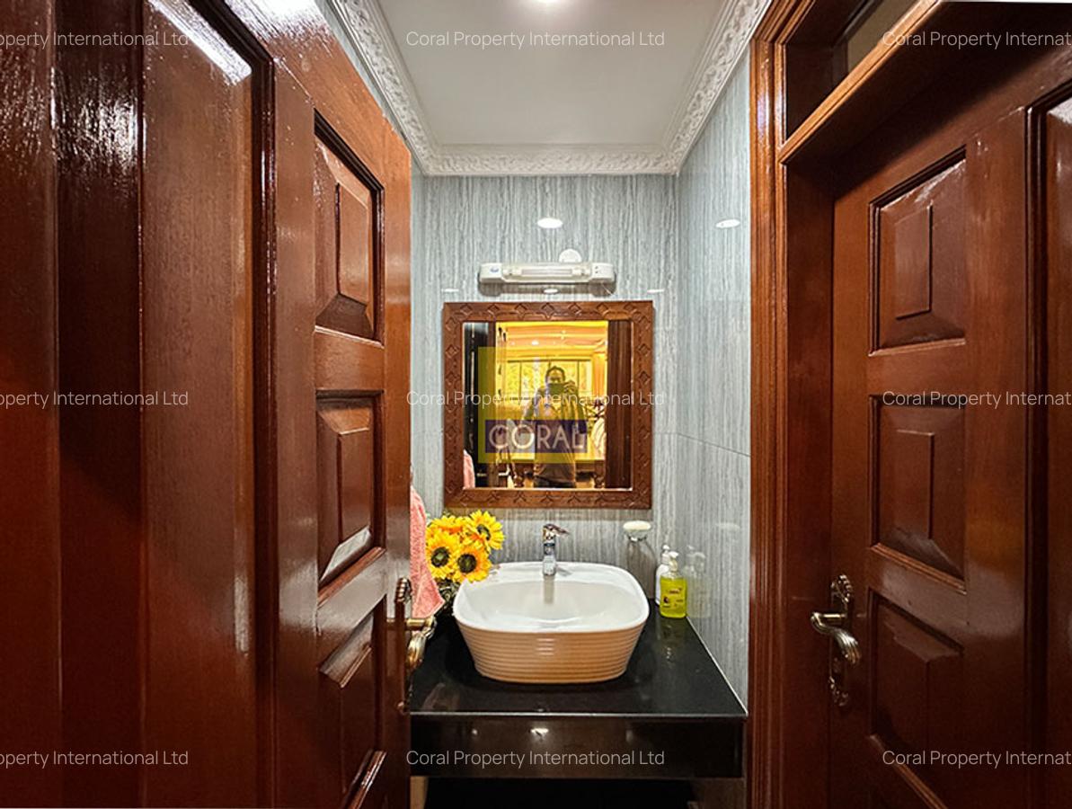 4 Bed Apartment with Swimming Pool in Parklands - 7