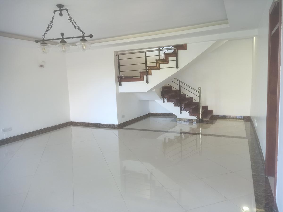 5 Bed Townhouse with En Suite at Kirawa Rd - 15