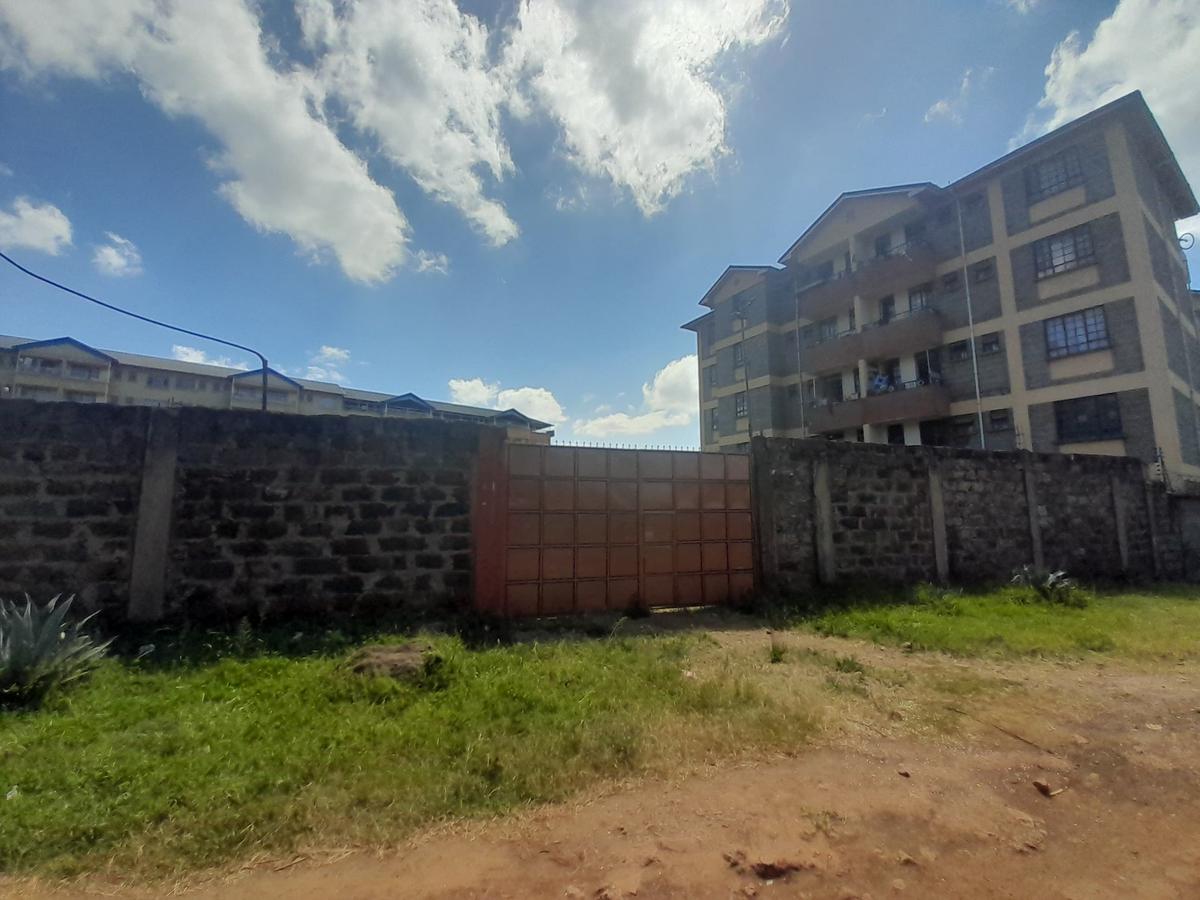 0.4 ac Land in Kikuyu Town - 2