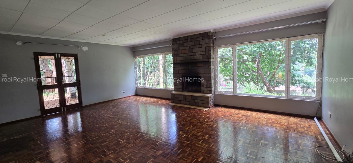 4 Bed House with En Suite at Kyuna - 10