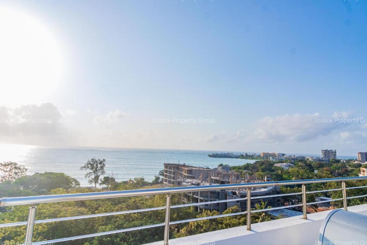 2 Bed Apartment with Swimming Pool at Central - 4