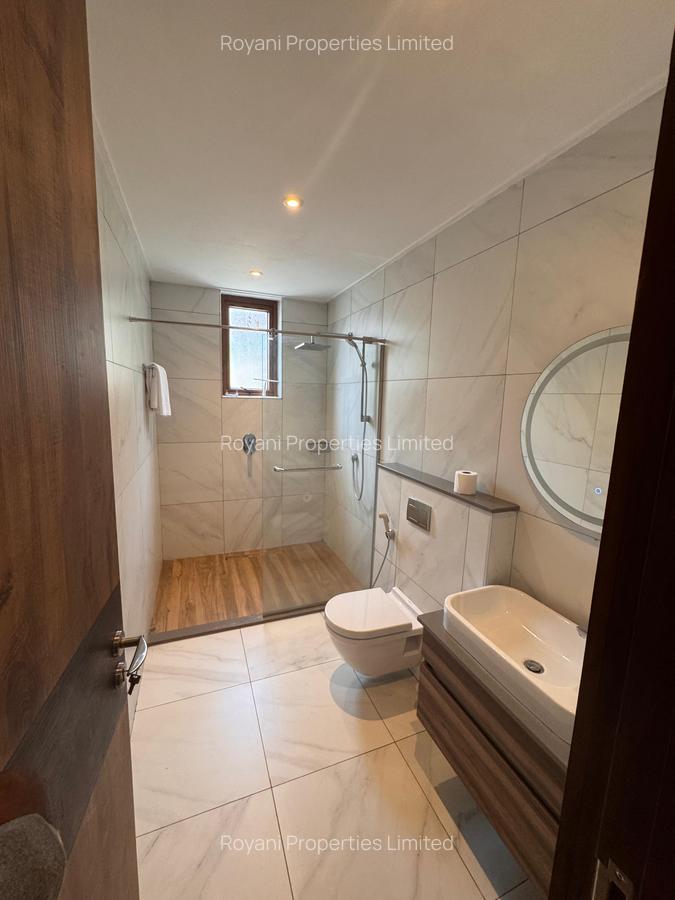 Serviced 3 Bed Apartment with En Suite in Westlands Area - 10