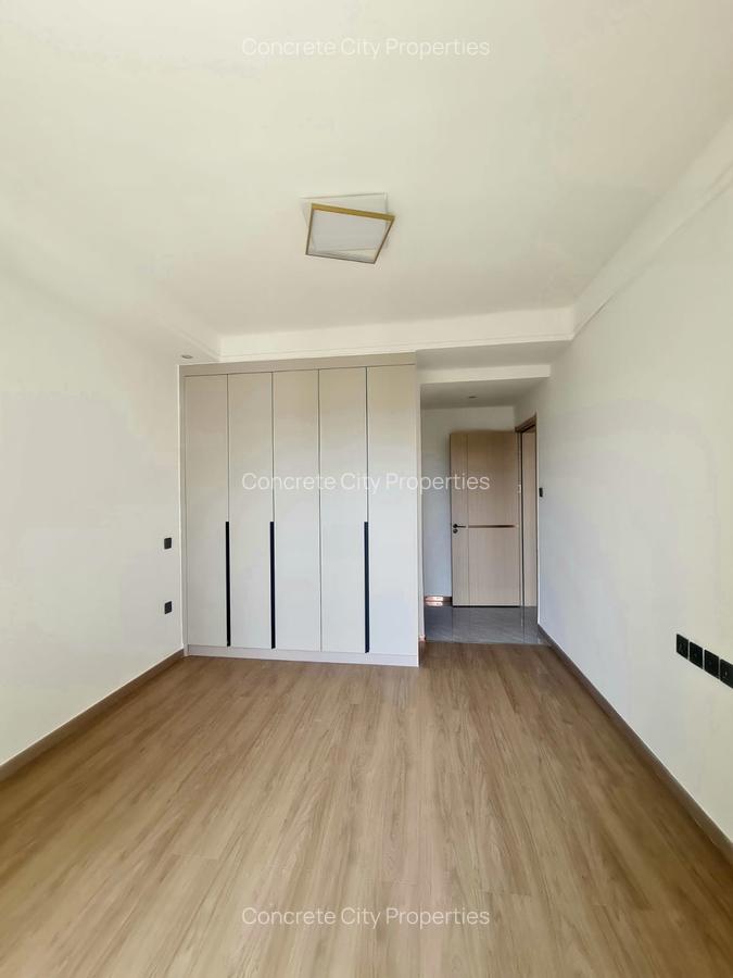 2 Bed Apartment with En Suite in Riverside - 8