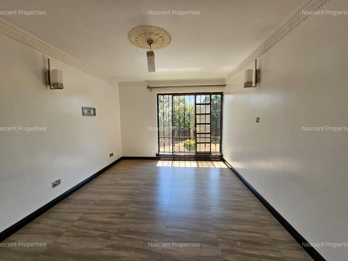 5 Bed House with En Suite in Runda - 6