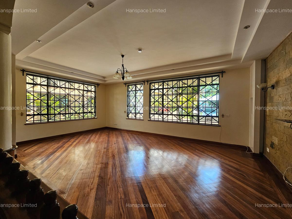 5 Bed Townhouse with En Suite in Kileleshwa - 6