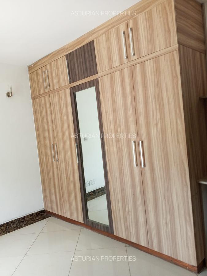 4 Bed Townhouse with En Suite in Kitisuru - 9