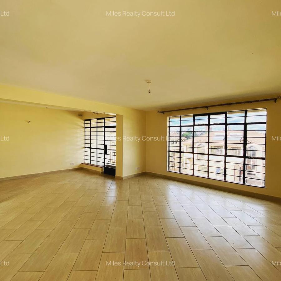 3 Bed Villa with En Suite at Edenville Two - 3