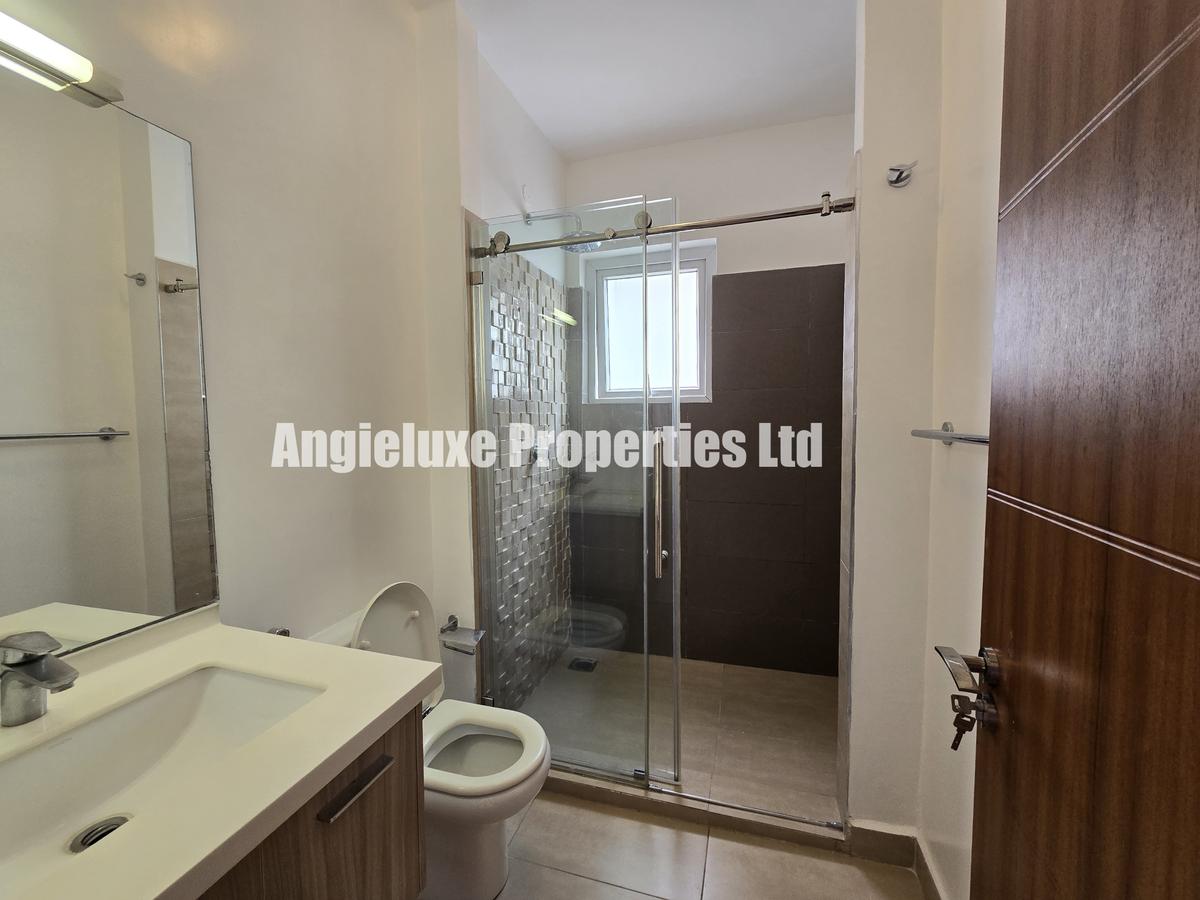 3 Bed Apartment with En Suite at Ole Dume Road - 14