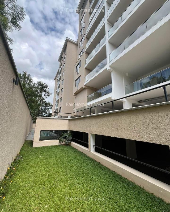 3 Bed Apartment with En Suite at Valley Arcade - 1