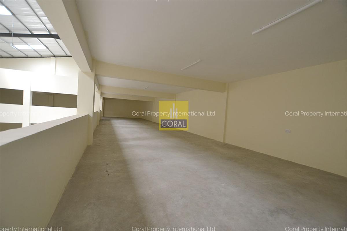 Warehouse with Service Charge Included in Ruaraka - 9