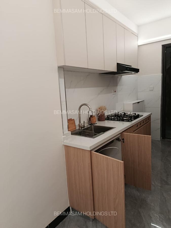 Serviced 1 Bed Apartment with En Suite at Wood Avenue - 8