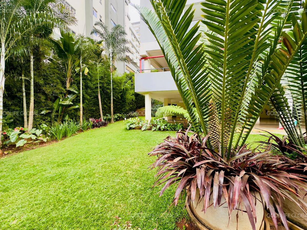 4 Bed Apartment with En Suite at General Mathenge - 15