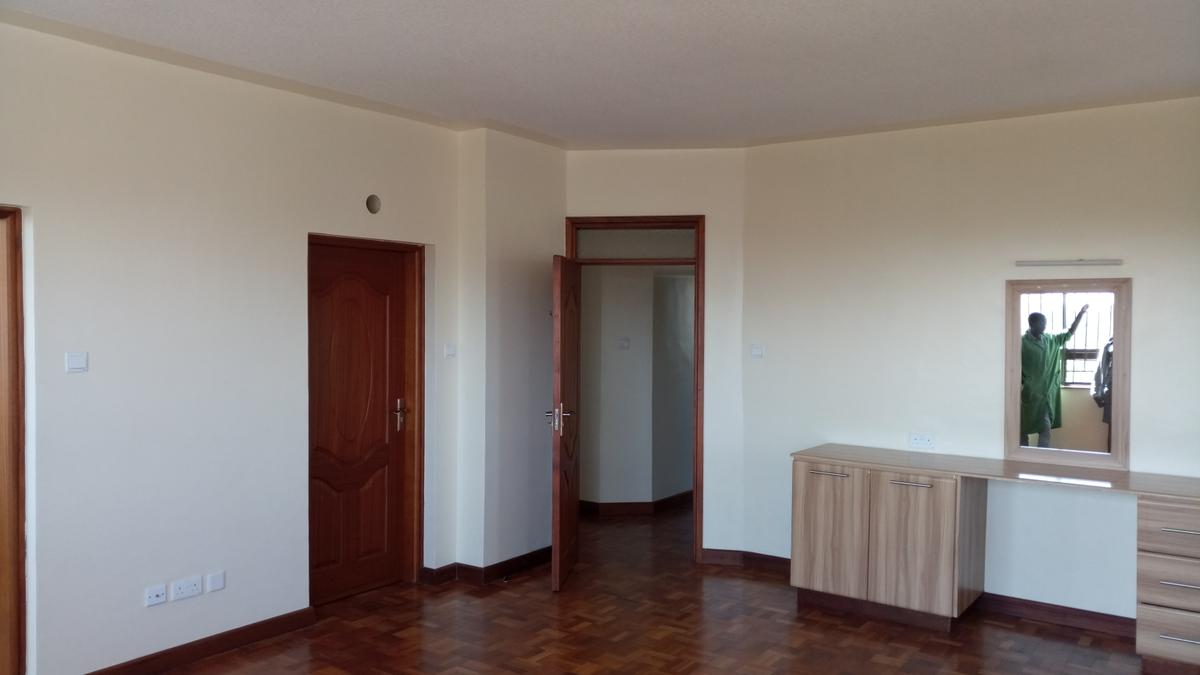 3 Bed Apartment with En Suite at Kilimani Estate Nairobi - 10