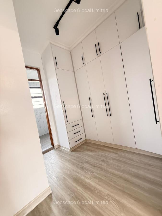 5 Bed House with En Suite in Ruiru - 3