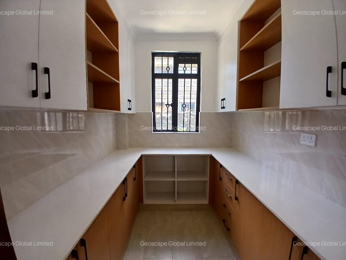 4 Bed House with En Suite in Ruiru - 6