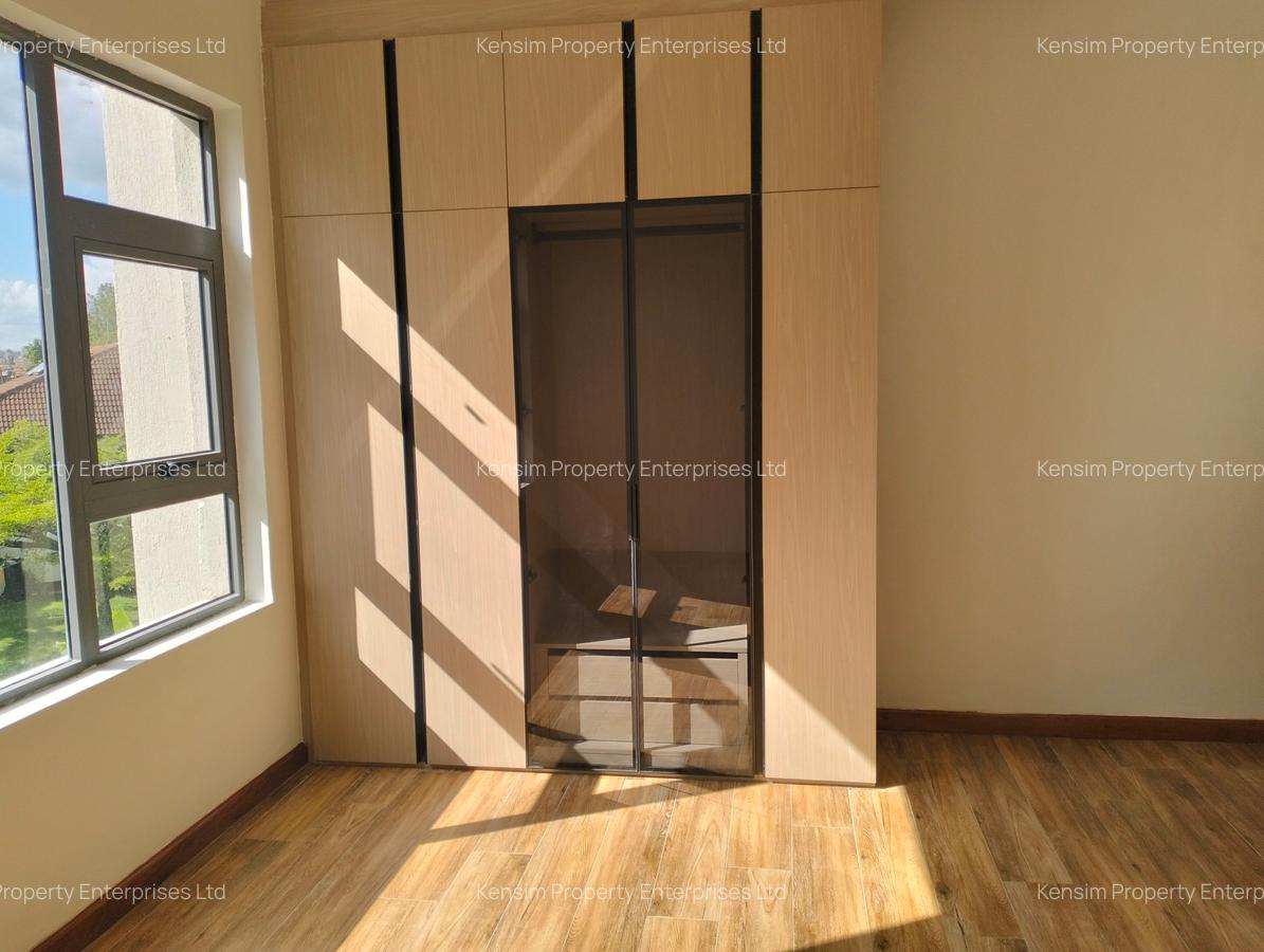 6 Bed Townhouse with En Suite in Lavington - 6