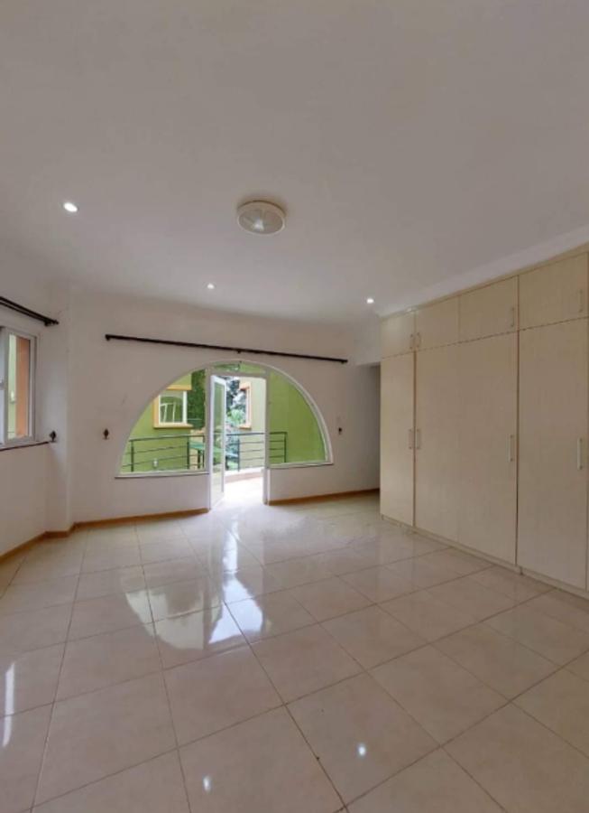 4 Bed Townhouse with Staff Quarters in Riverside - 7