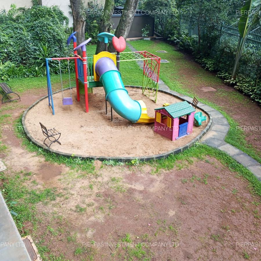 Serviced 3 Bed Apartment with En Suite in Parklands - 5