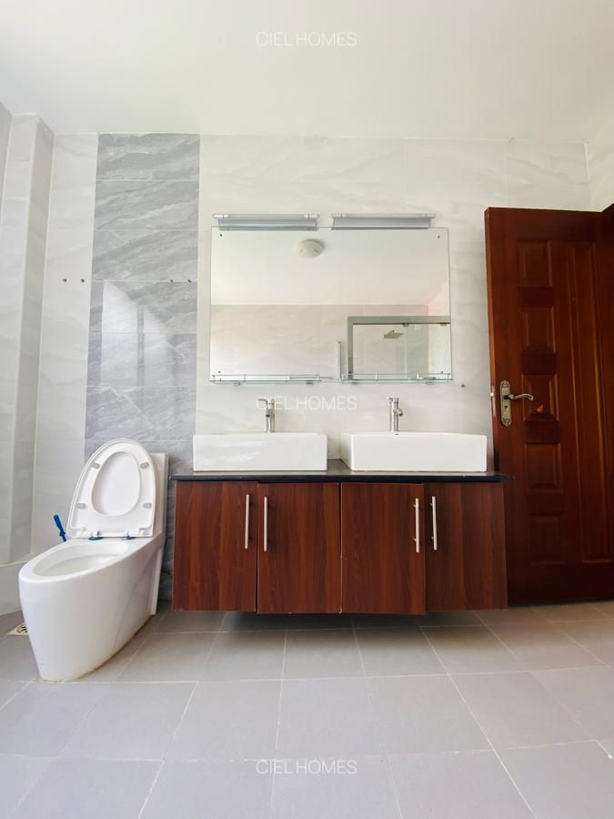 5 Bed Villa with Staff Quarters at Chalbi Drive - 19