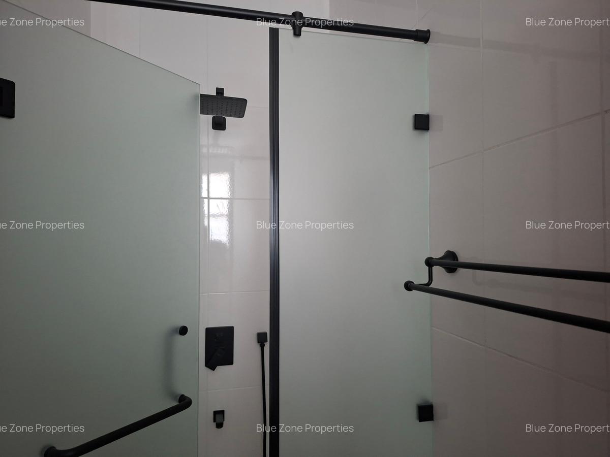 2 Bed Townhouse with En Suite at Off Ridgeways Rd - 14