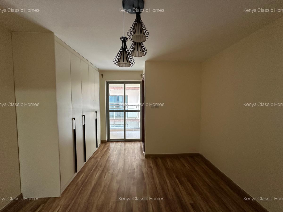 5 Bed Apartment with En Suite at Kilimani - 12