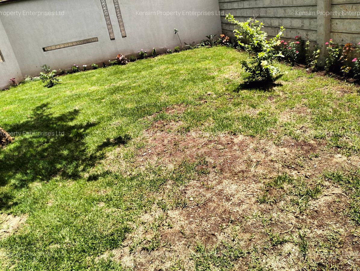 5 Bed Townhouse with En Suite in Lavington - 12
