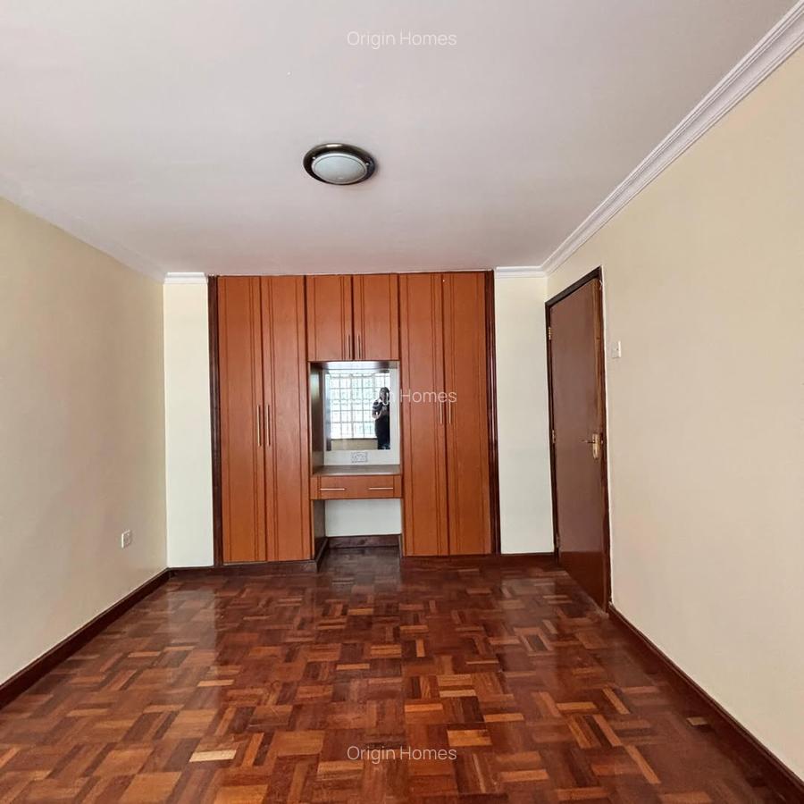 4 Bed Townhouse with En Suite at Kileleshwa - 10