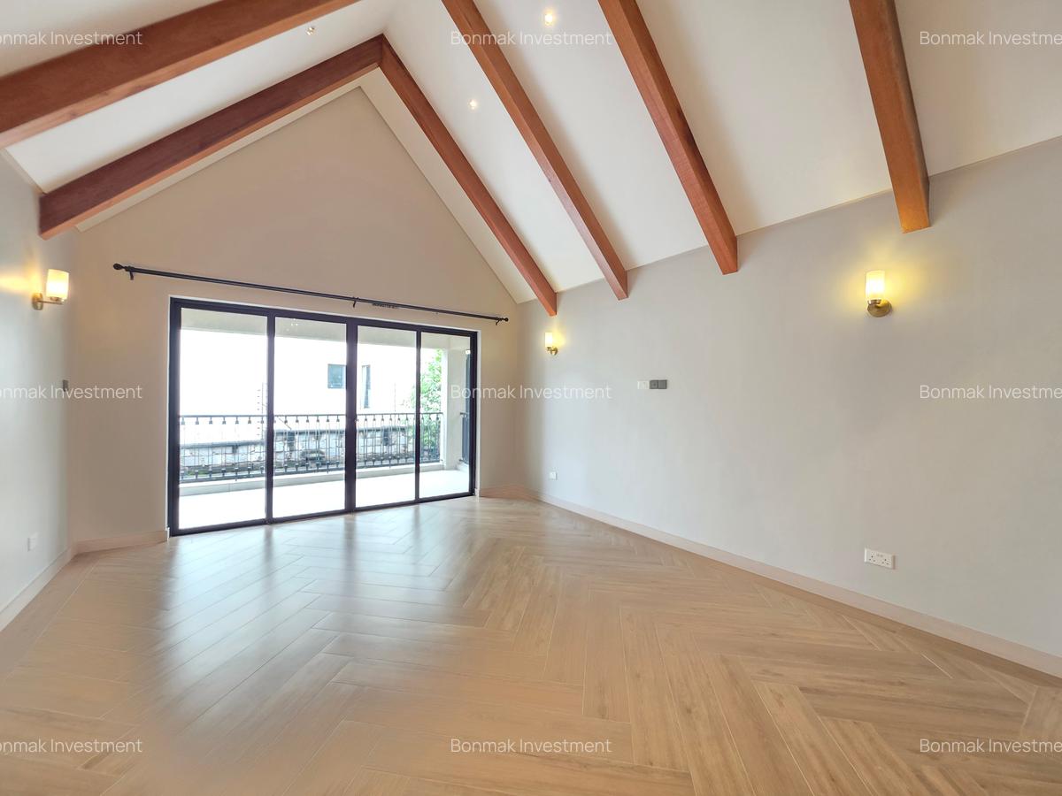 5 Bed Townhouse with En Suite at Convent Drive. - 7