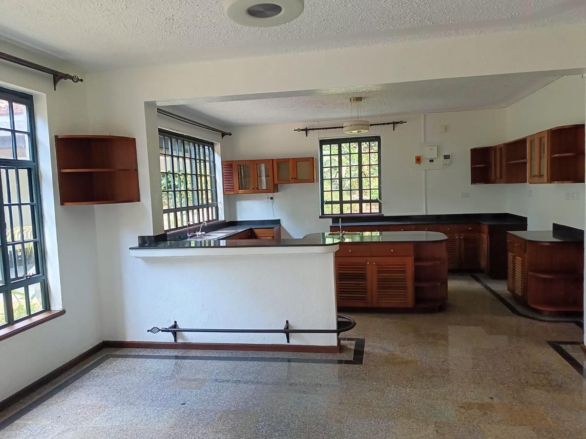 4 Bed House with En Suite at Runda - 16