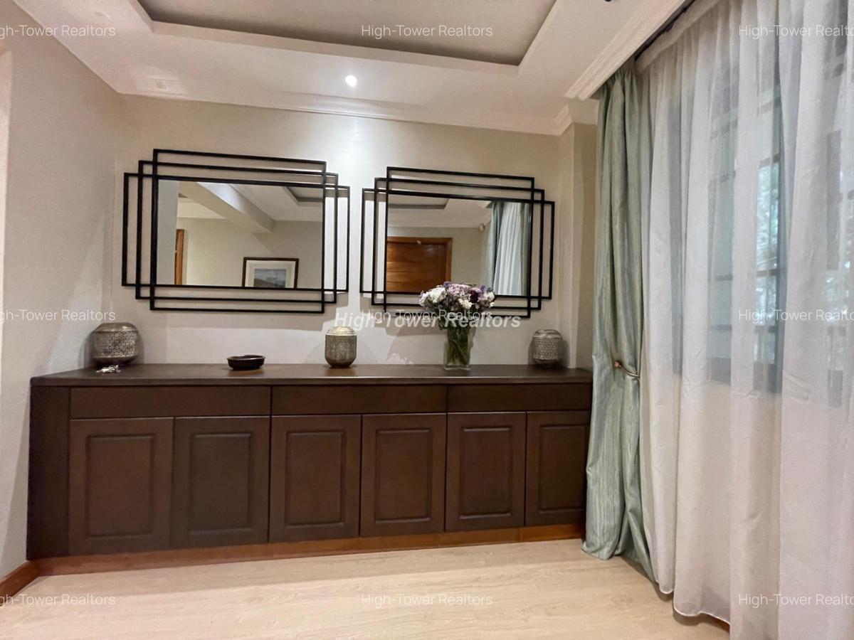 5 Bed House with En Suite at Kerarapon Drive - 17