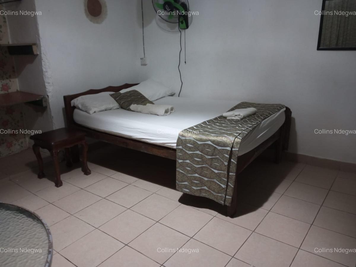 4 Bed Villa with En Suite at Tiwi Beach Road - 6