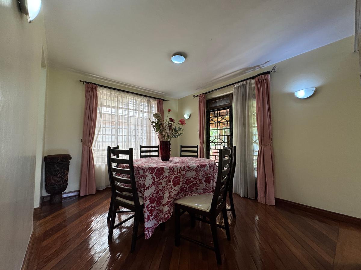 5 Bed Townhouse with En Suite in Lavington - 6