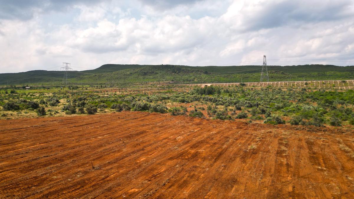 50,100 ft² Land in Kimuka - 5