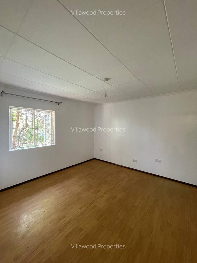 4 Bed House with En Suite in Kyuna - 4