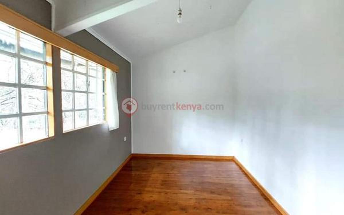 2 Bed House with En Suite at Karen - 12