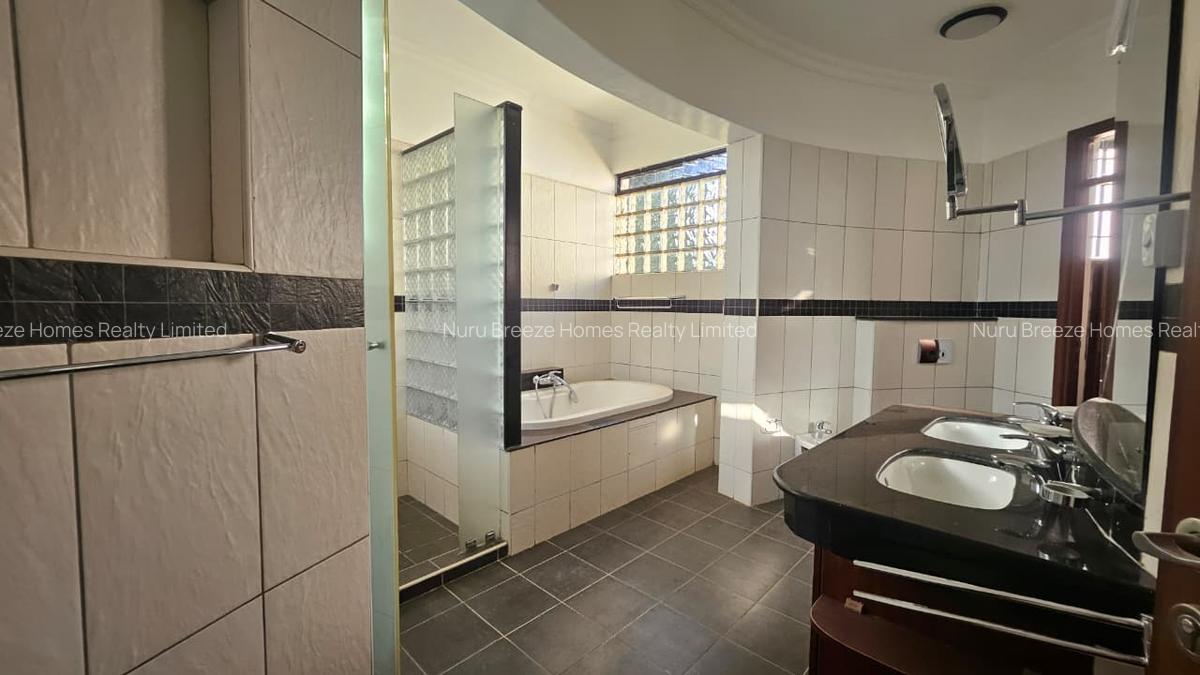 5 Bed House with En Suite in Lower Kabete - 12