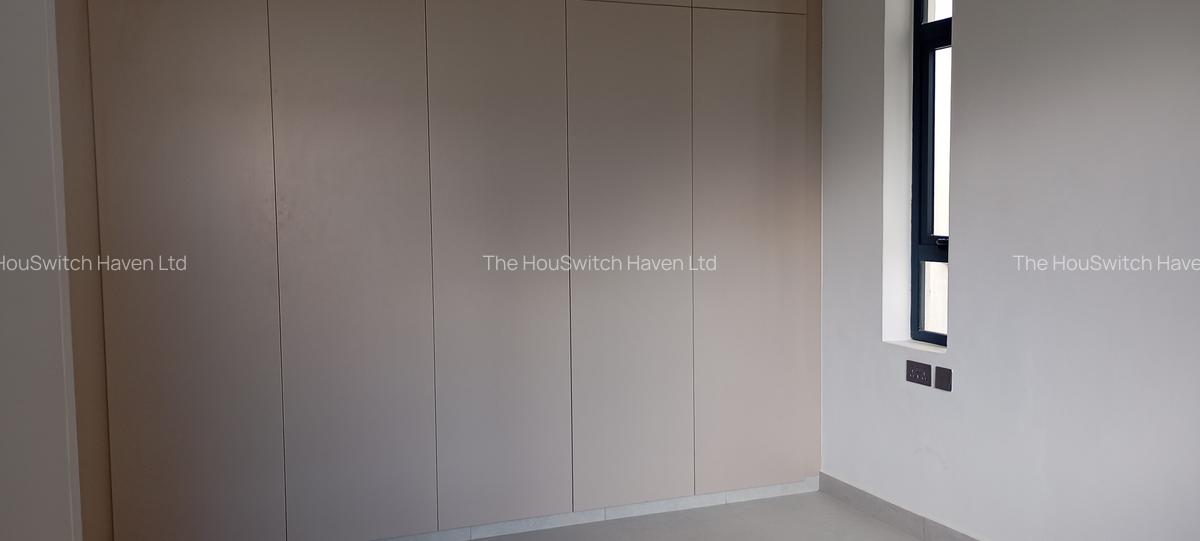 2 Bed Apartment with En Suite at Brookside - 8