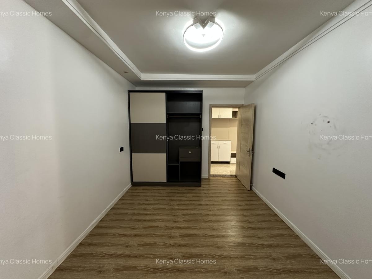 3 Bed Apartment with En Suite in Lavington - 7