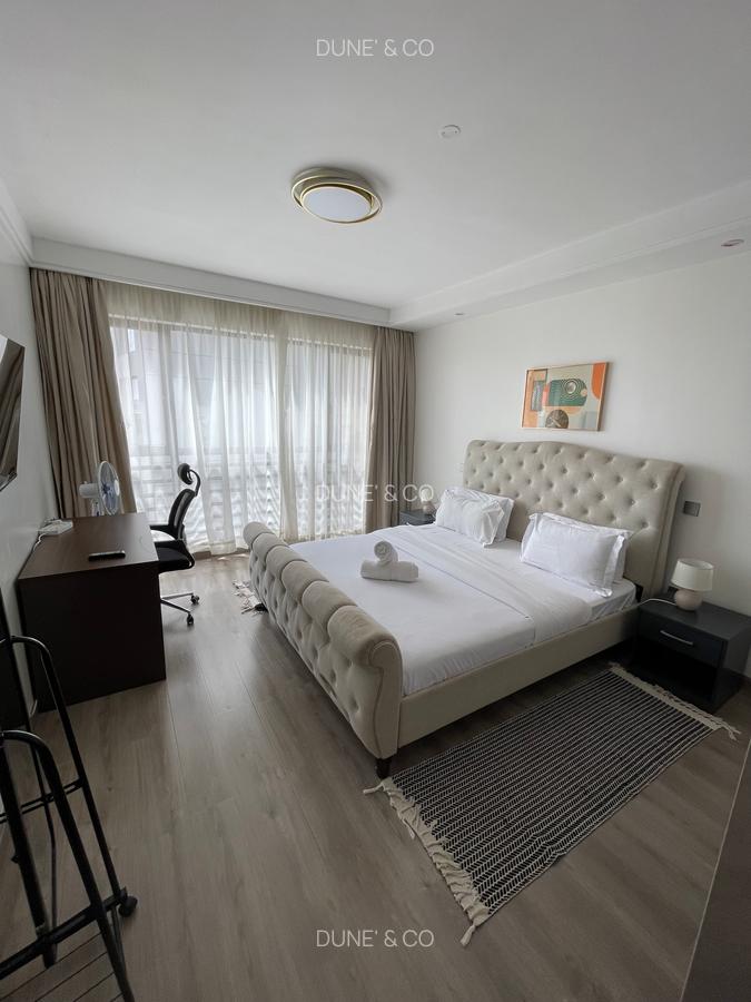 Serviced 3 Bed Apartment with En Suite in Riverside - 16