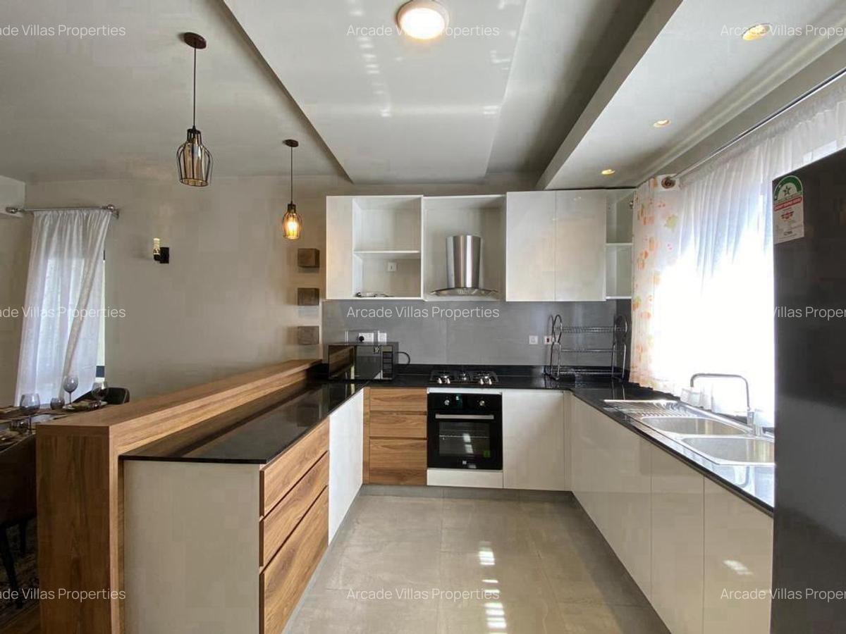3 Bed Apartment with En Suite in Kileleshwa - 3