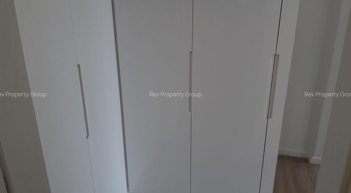 Serviced 2 Bed Apartment with En Suite in Lavington - 11