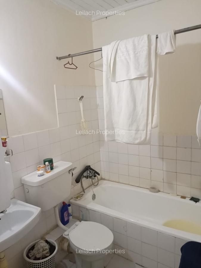 4 Bed House with En Suite in Langata - 6