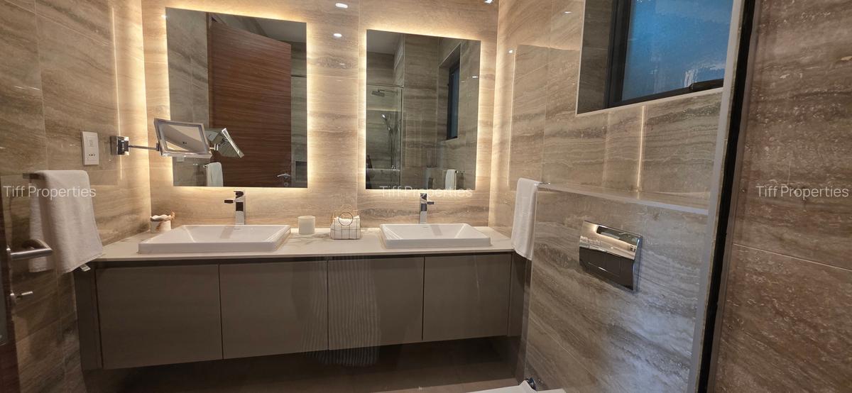 3 Bed Apartment in Riverside - 10