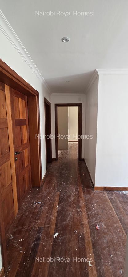 5 Bed Townhouse with En Suite at Off Gitanga Road - 3