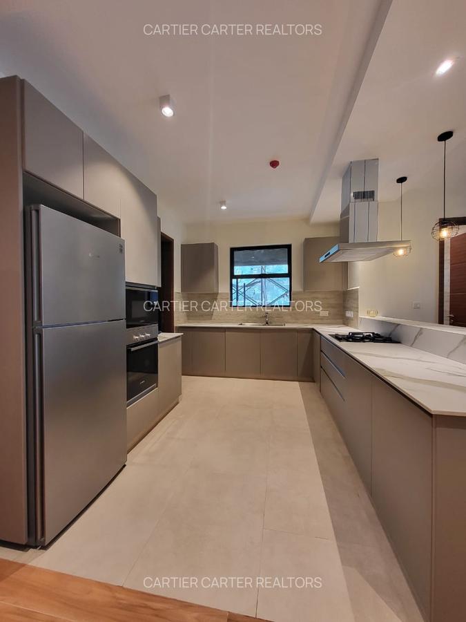 1 Bed Apartment with En Suite in Riverside - 1