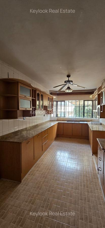 4 Bed Townhouse with En Suite at Kileleshwa - 4