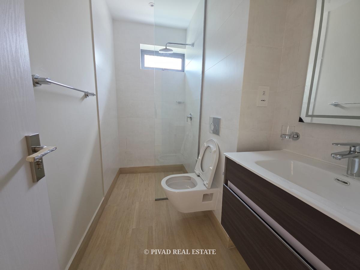 5 Bed Townhouse with Garden in Kyuna - 10